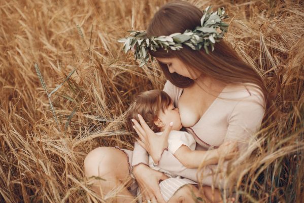 Sau sinh nên uống gì tốt cho mẹ và bé